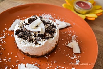 cheesecake mini al cocco e cioccolato