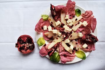 insalata di radicchio rosa con melograno